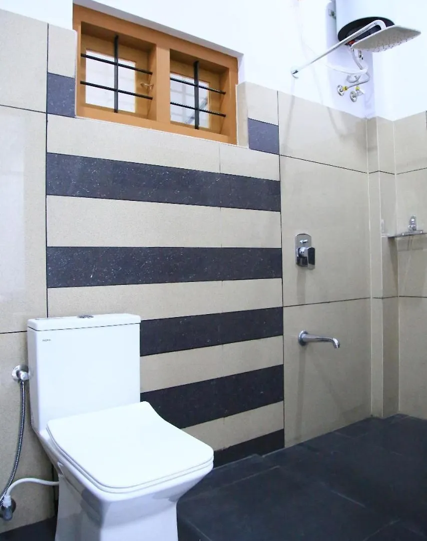Aathi Homestay Thekkady 0*,  India