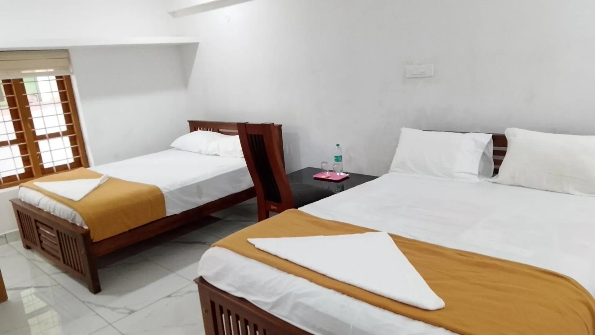 Aathi Homestay Thekkady India